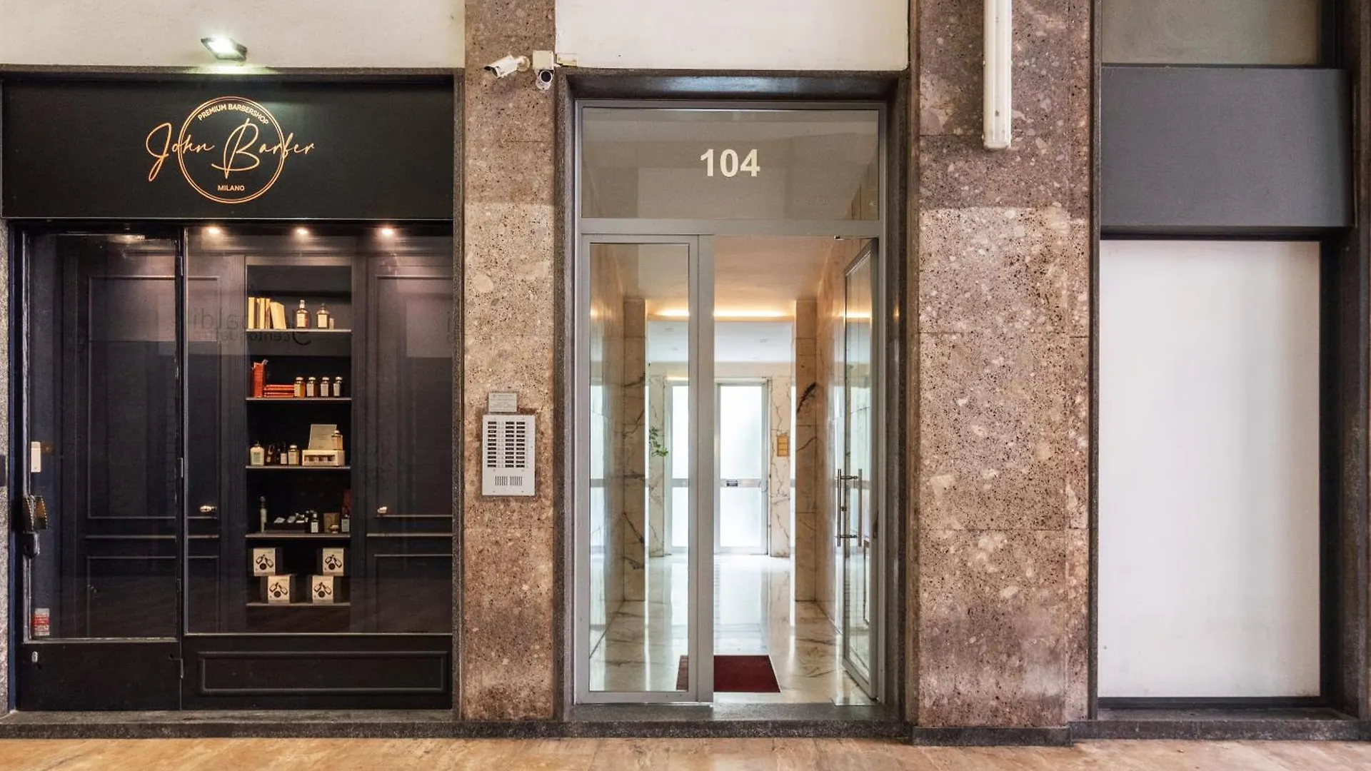 Esclusivo Monolocale Nel Cuore Del Design E Moda Milano