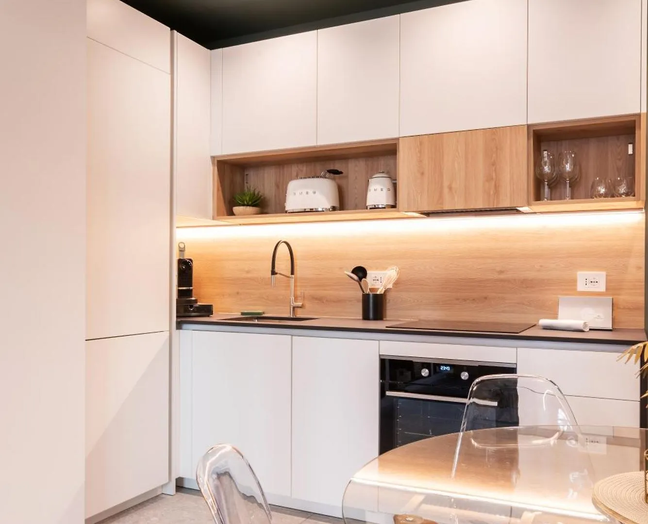 Appartamento Esclusivo Monolocale Nel Cuore Del Design E Moda Milano
